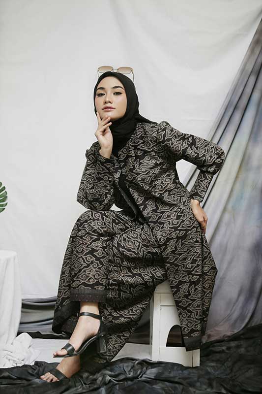 Embracing Elegance: The Beautiful World of Modern Muslim Fashion