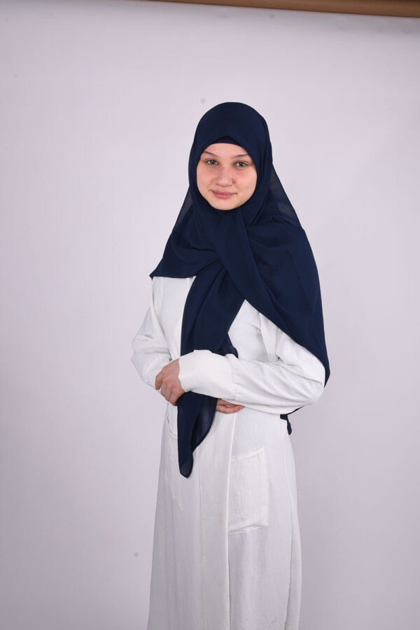 Square Black Hijab - Image 2