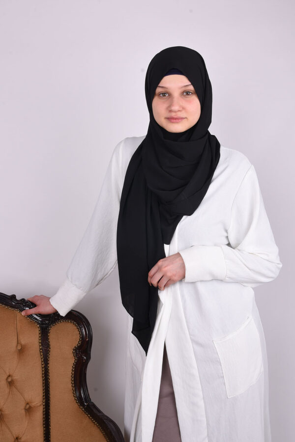 Wrinkled Black Hijab - Image 5